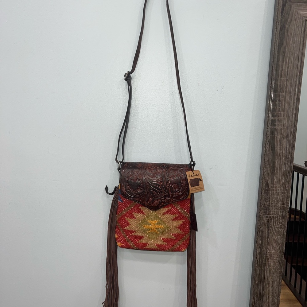 Ariat concealed carry purse and matching wallet set